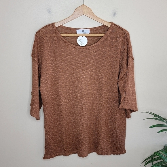 NWT Everyday Chic Boutique | Brown Lightweight Knit Sweater Size S/M - Picture 1 of 6